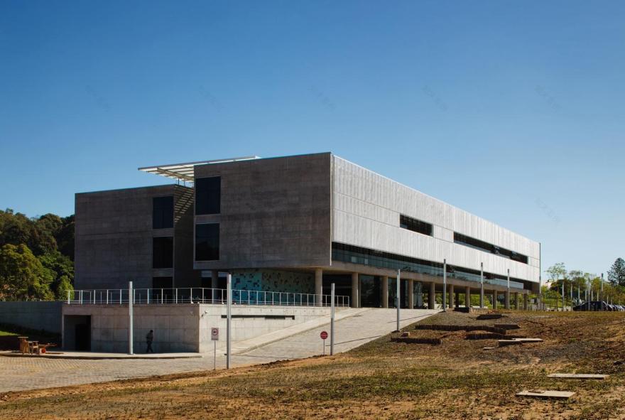 巴西 LEED 金级软件公司办公楼-3