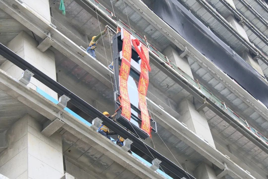 “粮”体裁衣，乘势而上|中建东方装饰中粮大悦城项目首吊-11