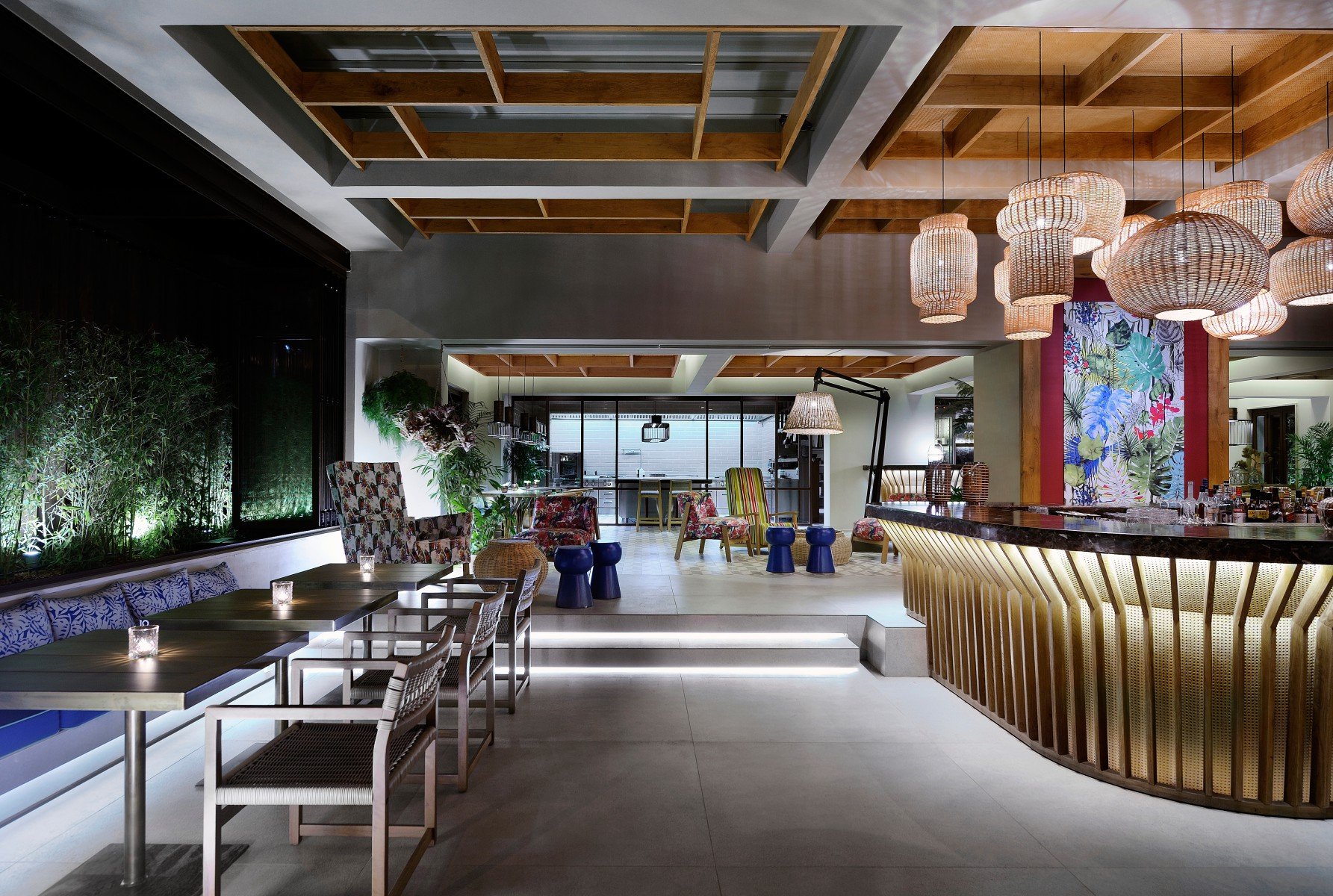 罗得岛藤酒吧餐厅-5