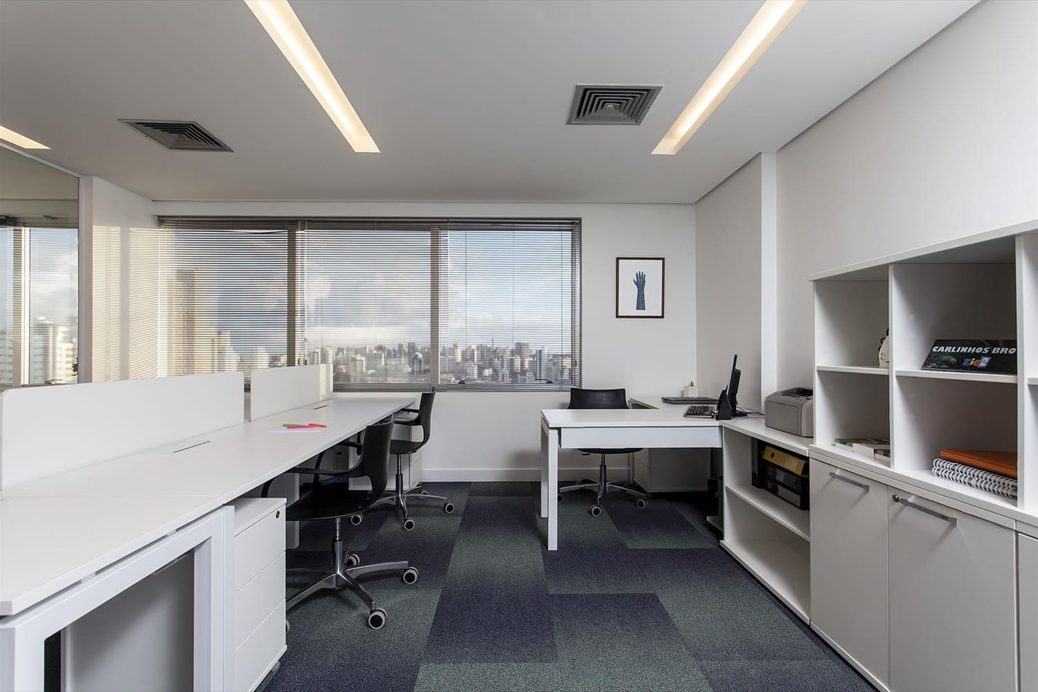 巴西 Candyall 娱乐公司办公室设计 | 木质与玻璃的完美融合-4