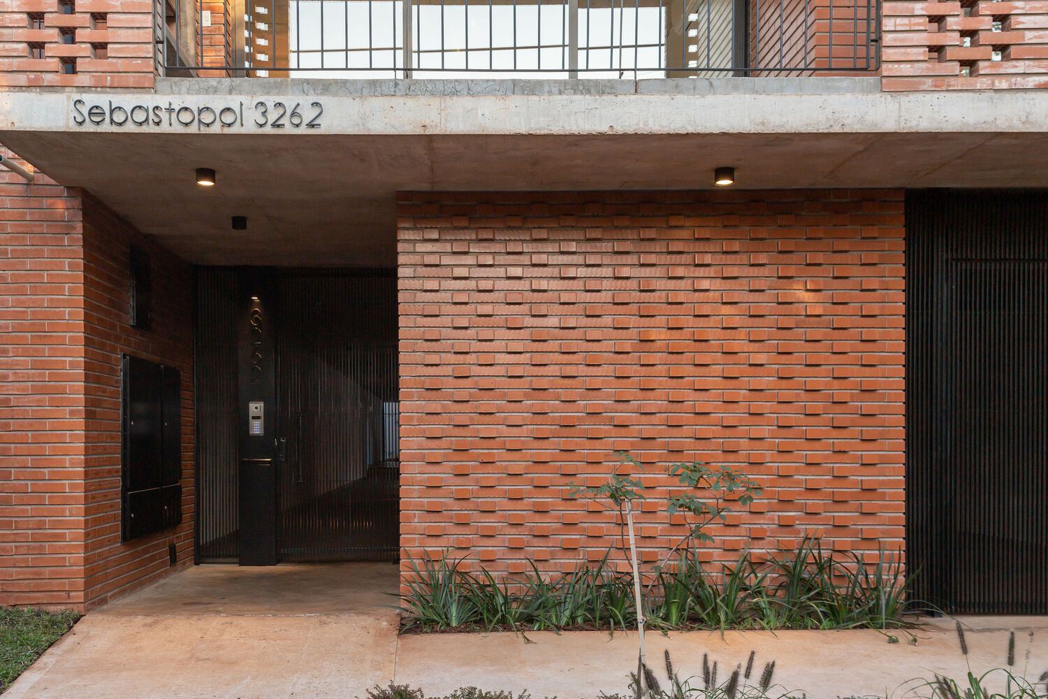 阿根廷塞瓦斯托波尔 3262 大楼丨阿根廷波萨达斯丨MAGarq-40