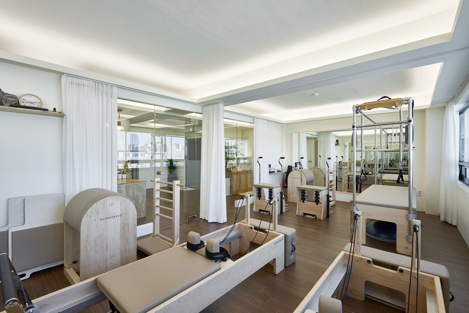 现代简约风办公空间设计-13