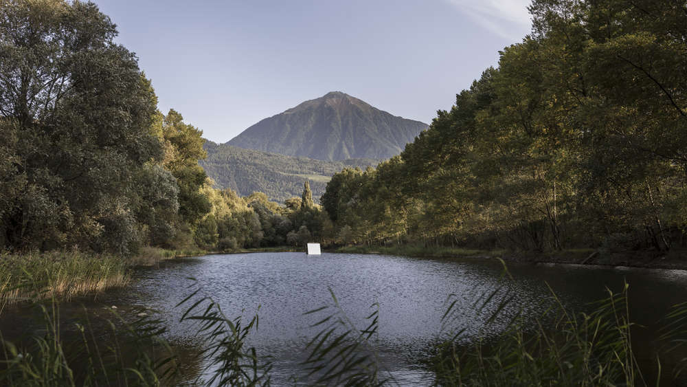 瓦利斯三年展

注：Triennale常见指三年展，Valis不太明确其具体含义，如果它是特定人名、地名、品牌名等，需结合具体背景确定更合适的译法，这里暂按字面音译处理 丨瑞士-30