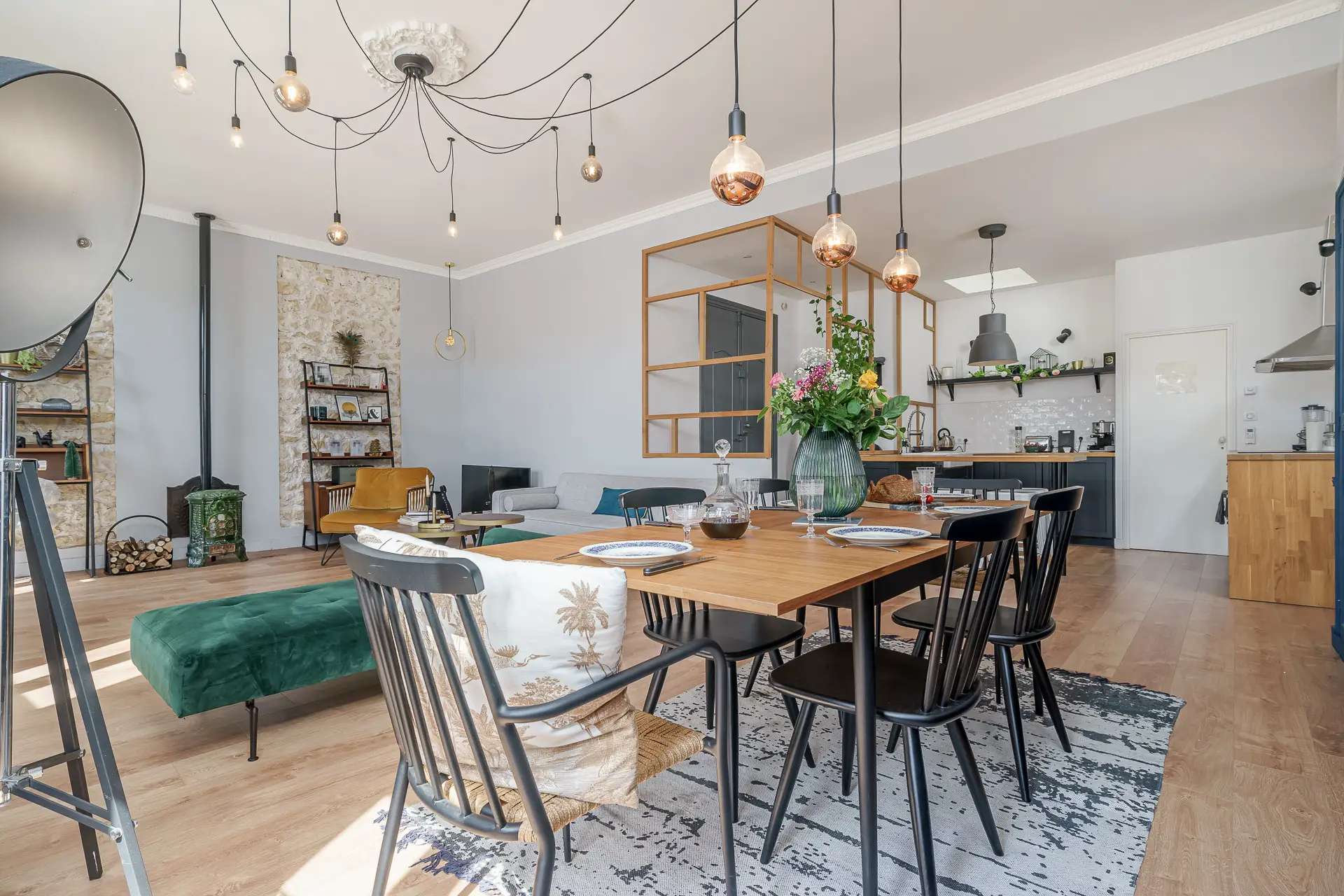 马赛一套翻新的公寓，可看到守护圣母院的景色-2