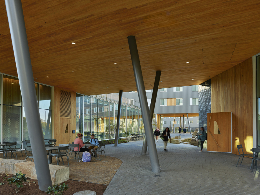 Adohi Hall / Leers Weinzapfel Associates + Modus Studio + Mackey Mitchell Architects + OLIN-21