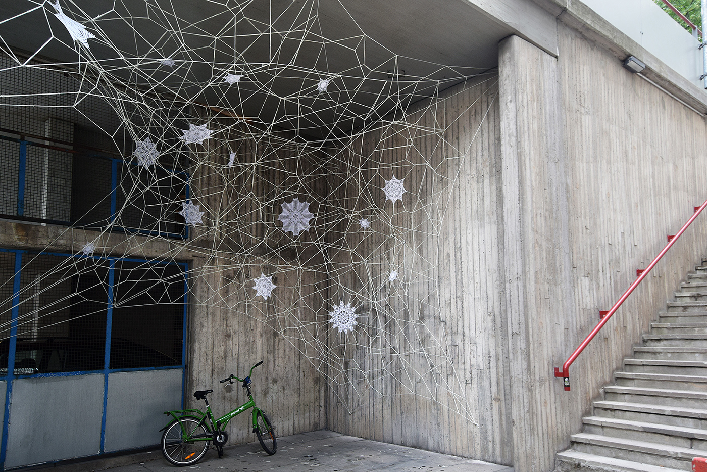 海边的诗意 lace 装置-15