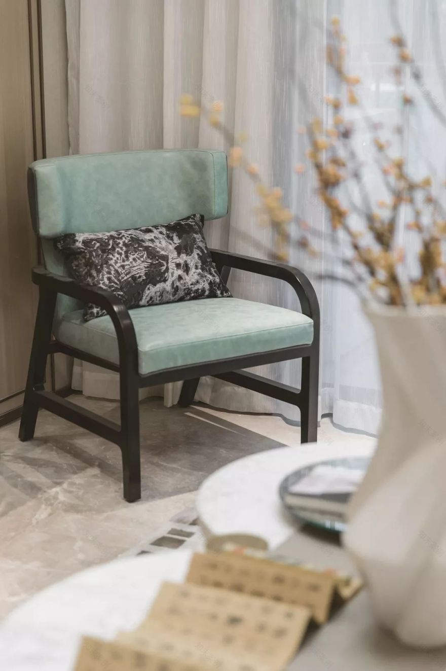 温岭·宝龙广场样板房 | 现代中式家居的静谧隐世空间-11