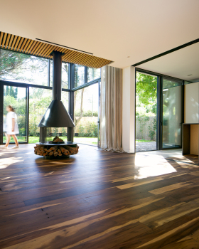 Residencial Murillo · 融入自然的现代别墅设计