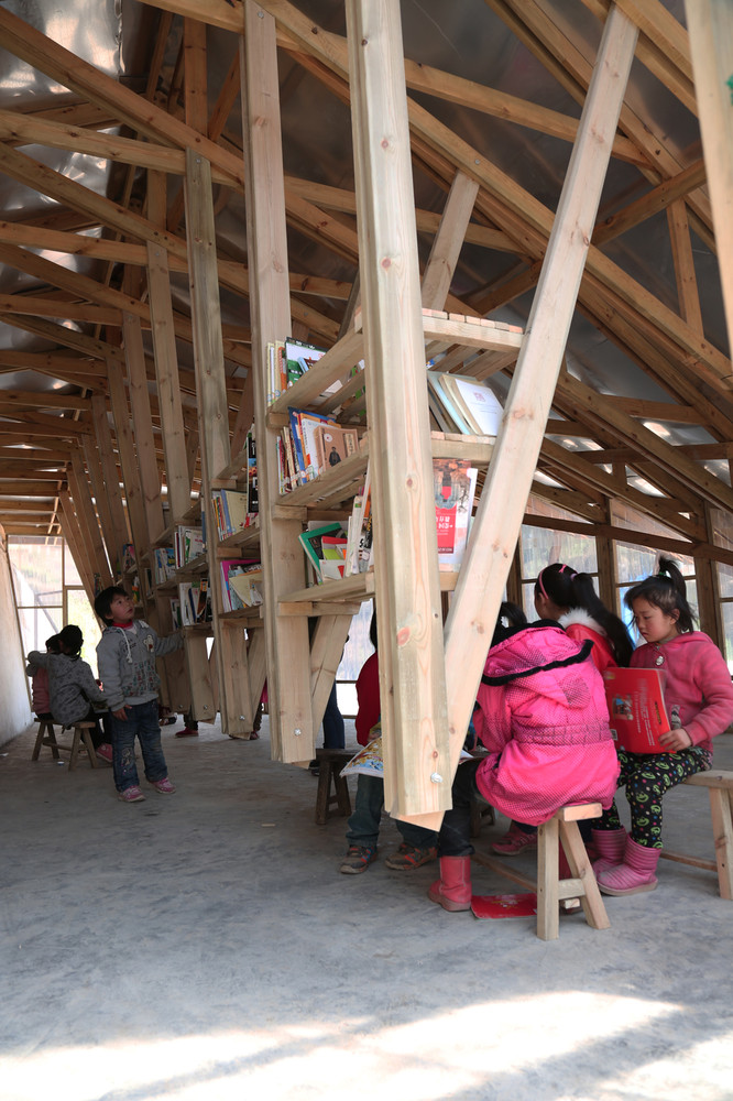 平奇图书馆和社区中心-25