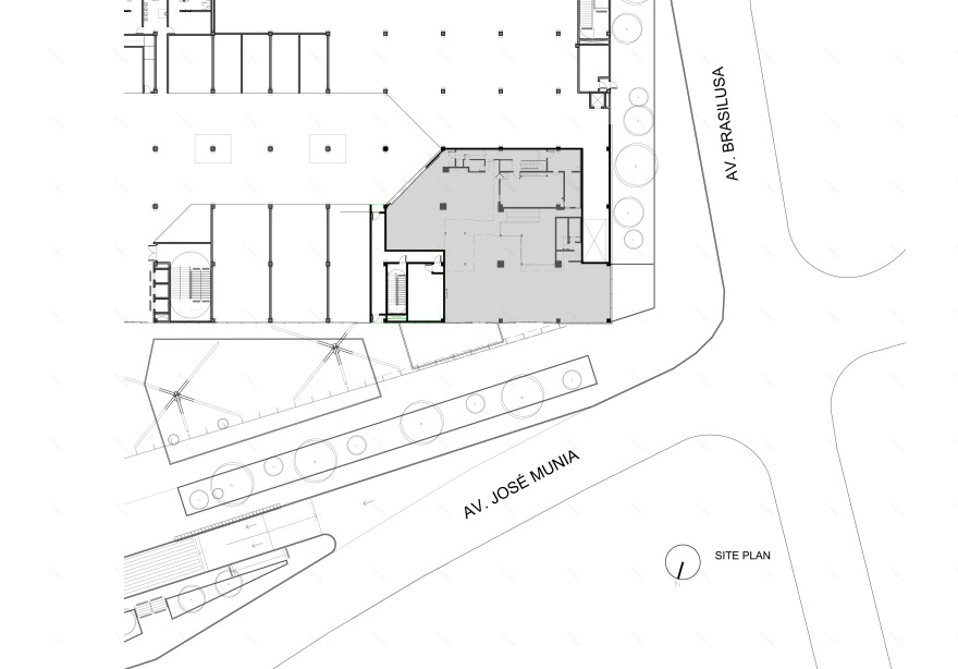 巴西圣若泽杜里奥普雷托购物中心圣 E·pedito 商场室内设计-27