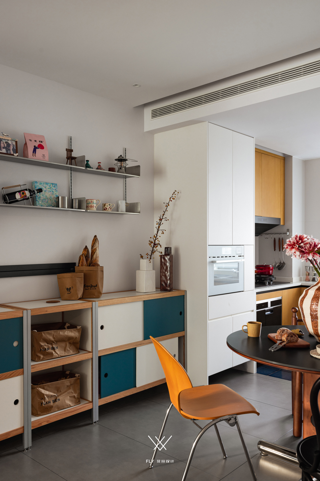 精装房改造 · 包豪斯基因与蒙德里安色彩的碰撞丨中国杭州丨菲拉设计（FLY DESIGN）-26