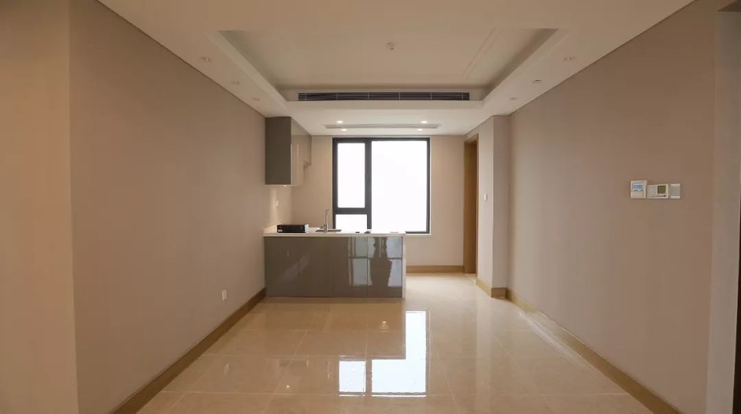 《锦色》——民航机长与轻食店主的色彩之家-37