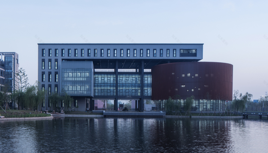 江苏泰州高级中学新校区——传统与现代的有机融合-35