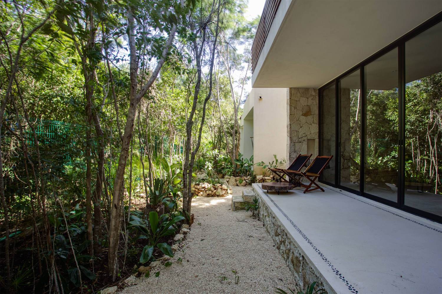 墨西哥雨林中的“Una Vida”有机别墅群-50