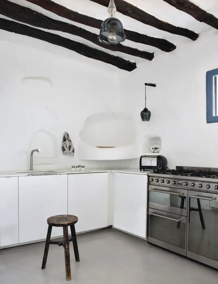 英设计师的伊比莎岛梦幻别墅 | 艺术与传统的完美融合-6