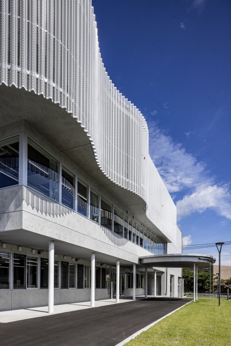 鹤冈市立荘内护理专门学校丨日本丨株式会社三上建筑事务所-13