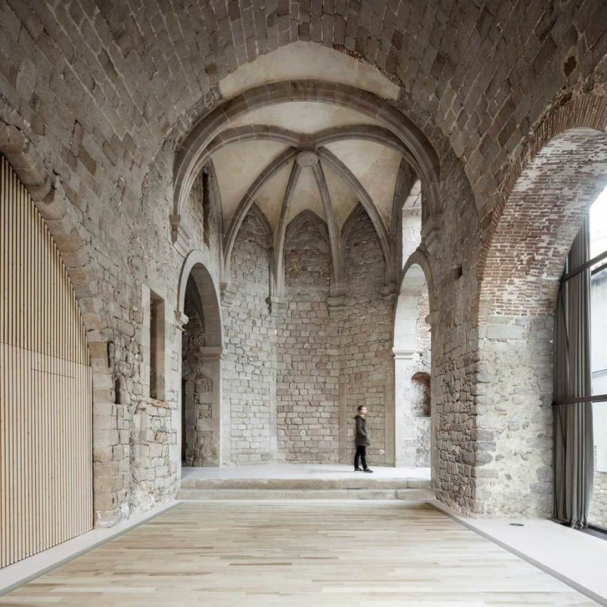 西班牙 Gironella Council 文化活动空间改造丨Carles Enrich Studio-19