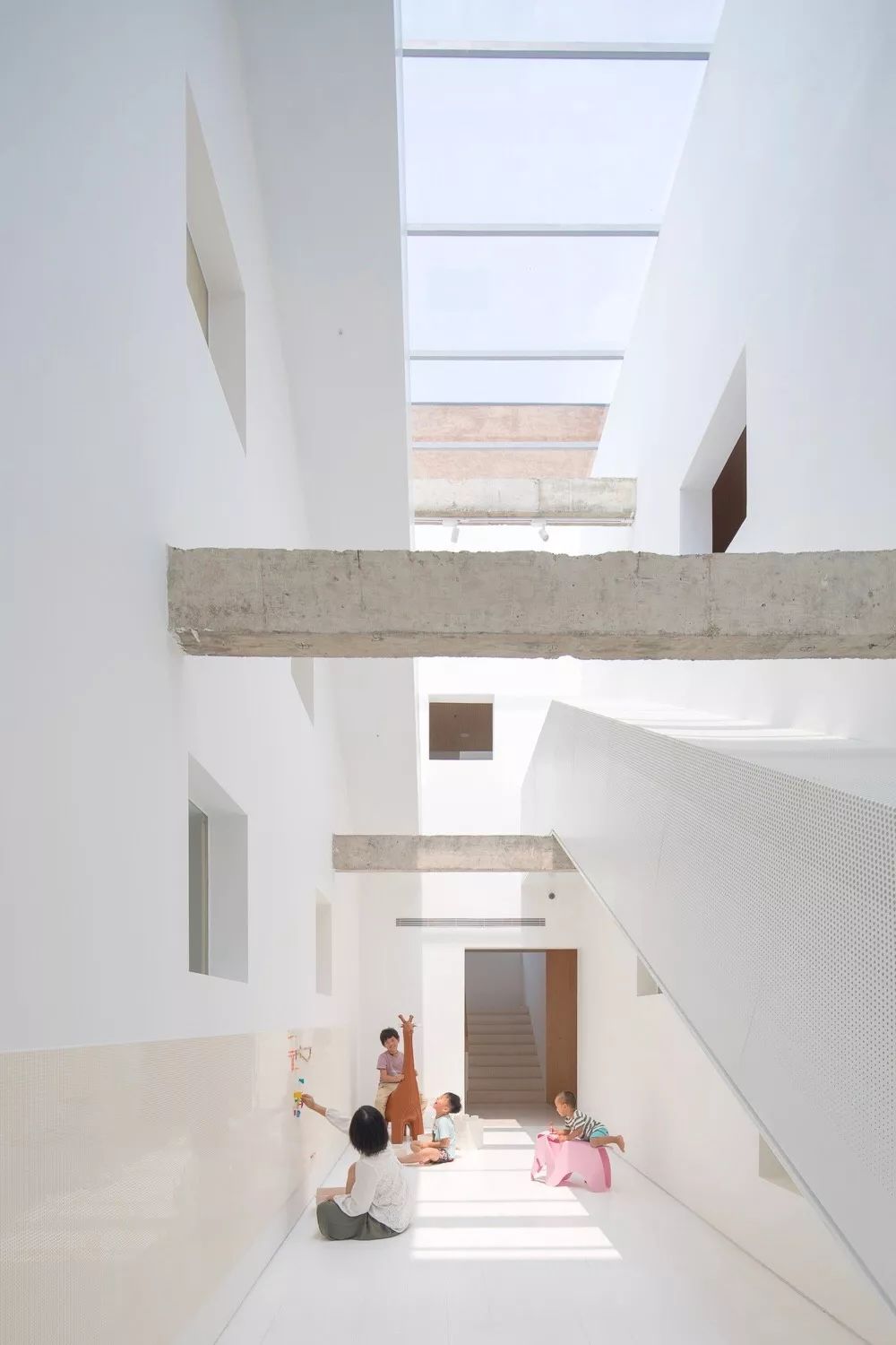 闺蜜俩花了1000万,在漓江边造了栋「积木房子」:这才是当妈的最高境界-138