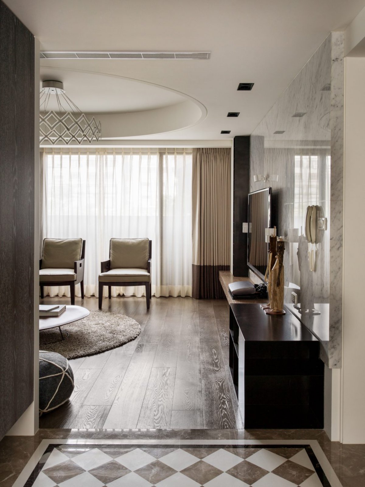 三代同堂的温馨记忆——馥阁设计打造的无障碍舒适家居-7