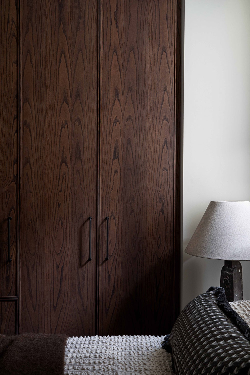 伦敦 Mayfair 区优雅现代公寓设计-18