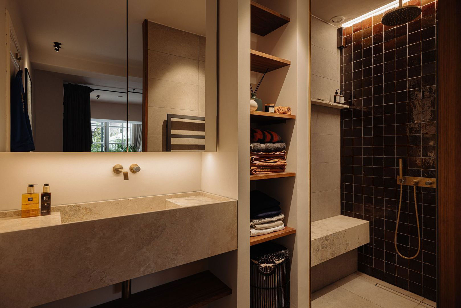 阿姆斯特丹时尚现代公寓，古老建筑中的现代灵魂-16