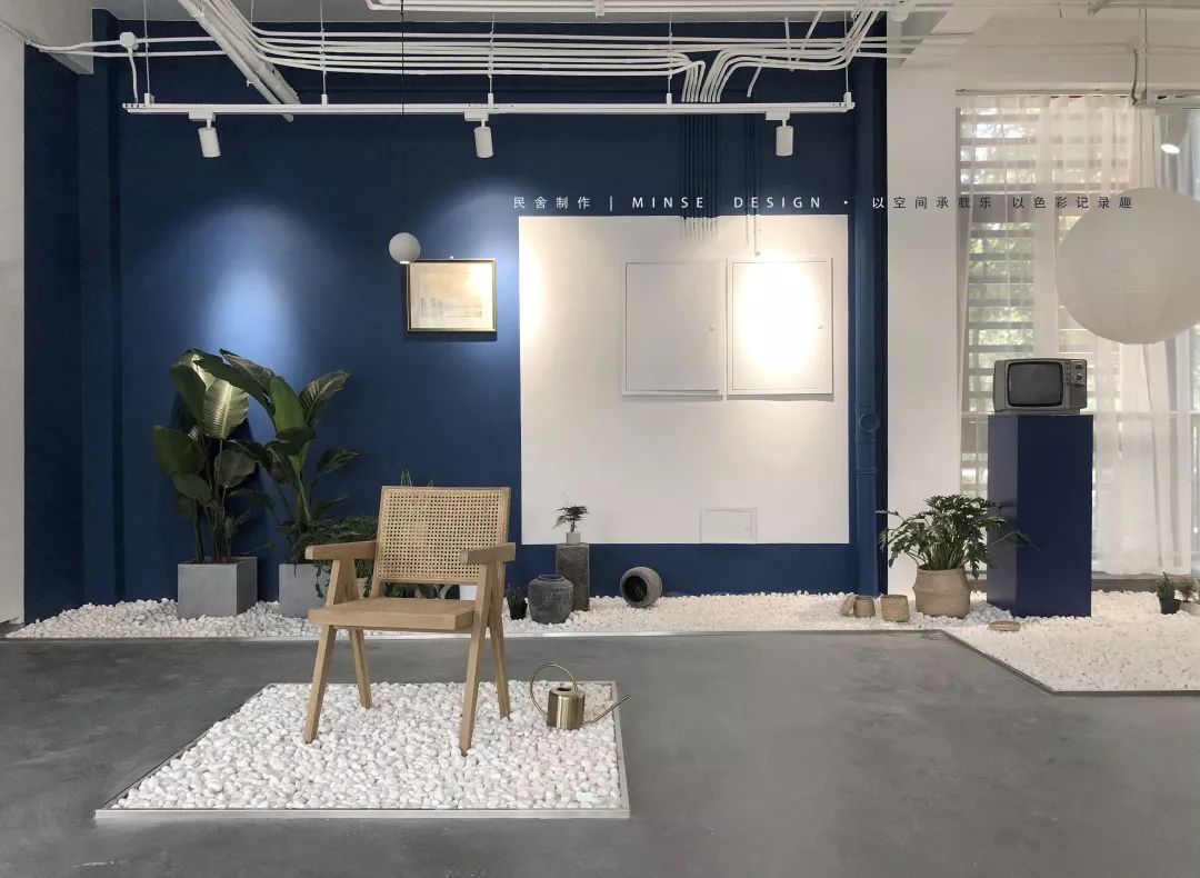 杭州富春江畔的克莱因蓝商业空间-23