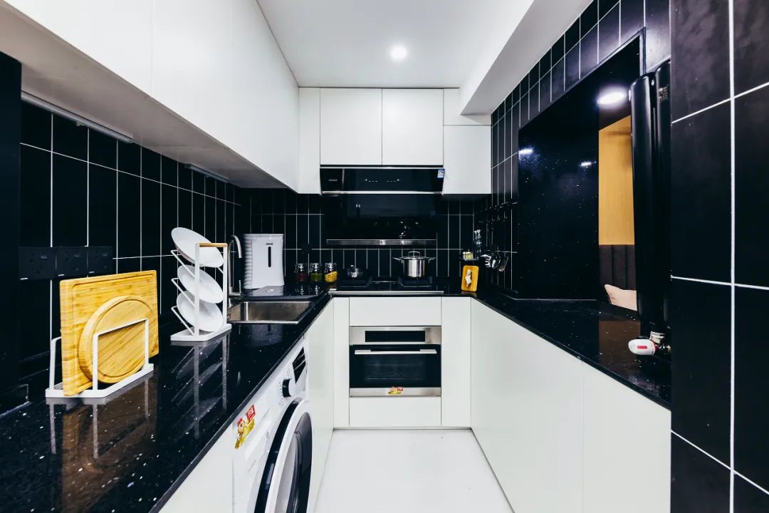 北京半地下室 65 平米住宅改造 | 折叠空间与自然光的巧妙融合-65