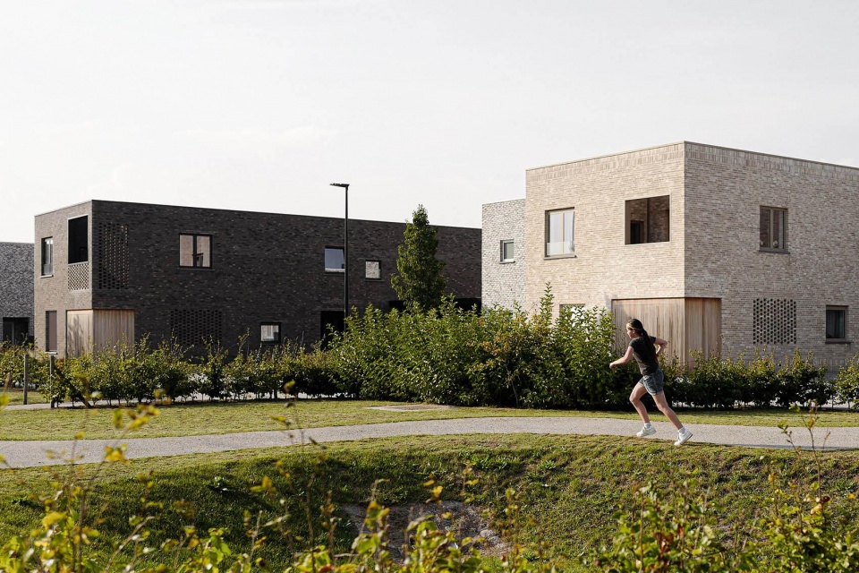 比利时代瑟尔社会住宅 | 共享、集体生活的创新设计-23