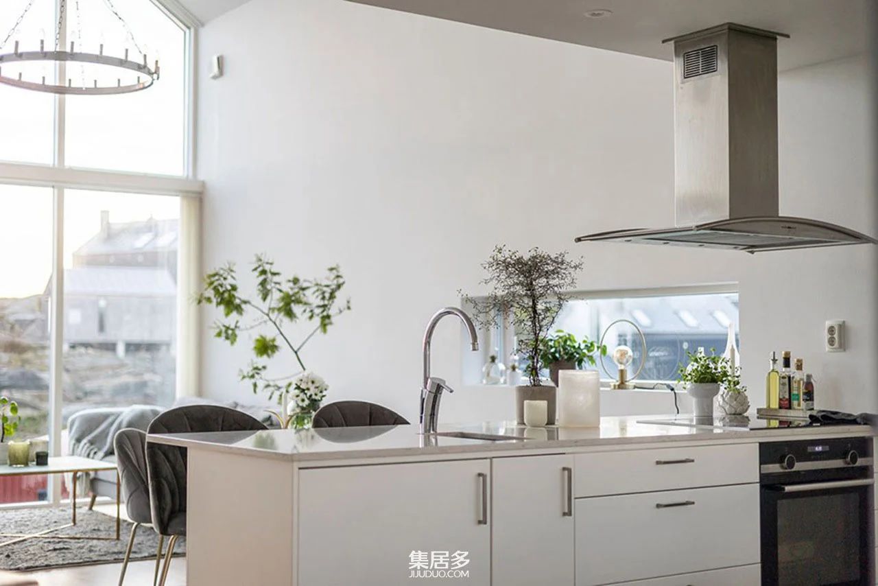 瑞典现代山地别墅-23