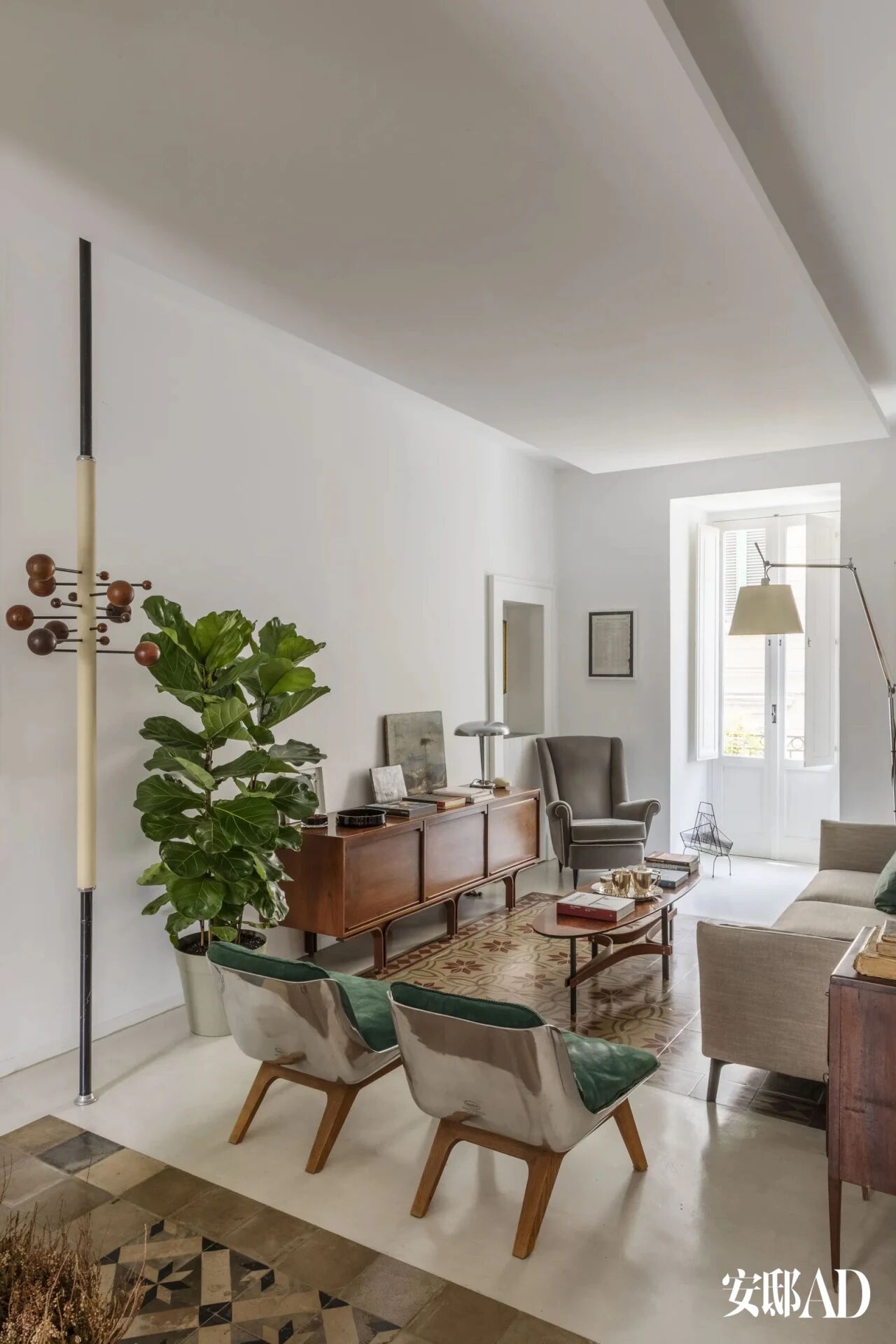 建筑师把西西里“废墟”改造成家丨意大利墨西拿丨卡洛杰罗·布兰卡泰利(Calogero Brancatelli)-6