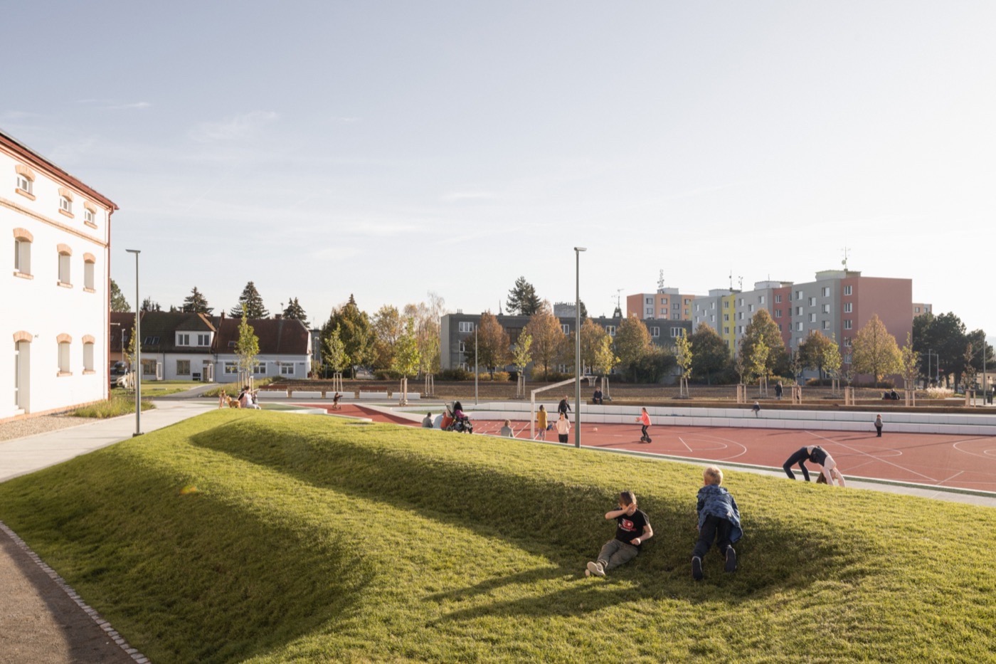 捷克 Jirásek 军事营地公共空间改造-12