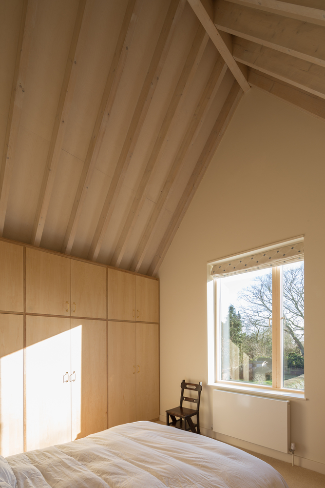 Mole Architects turn old, Edwardian British garage into contemporary, energy efficient dwelling called Fijal House 鼹鼠建筑师变老，爱德华时代的英国车库变成了当代的节能住宅，叫做菲贾尔住宅(FijalHouse)。-19