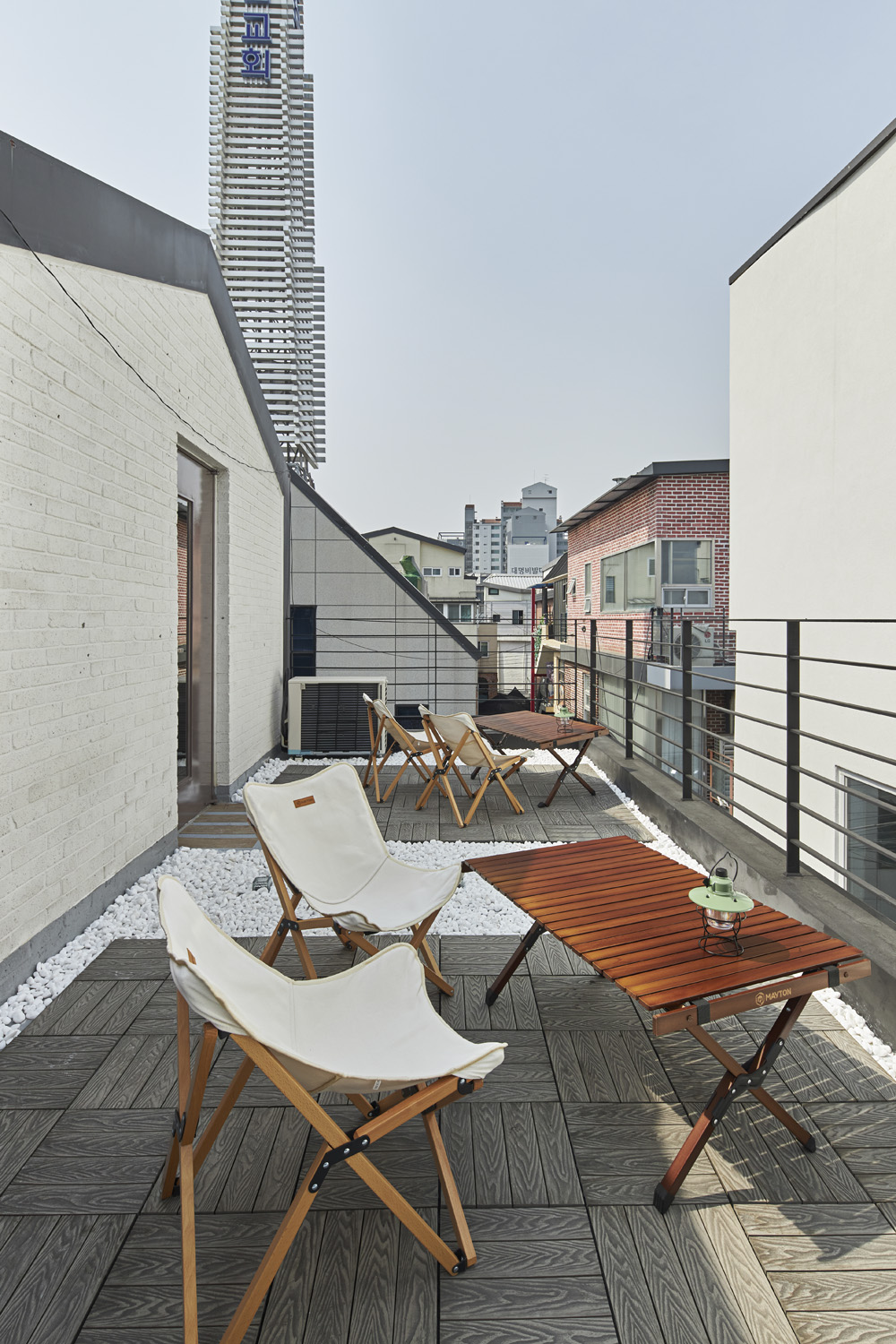 首尔咖啡厅 | 现代极简风格的完美体现-20