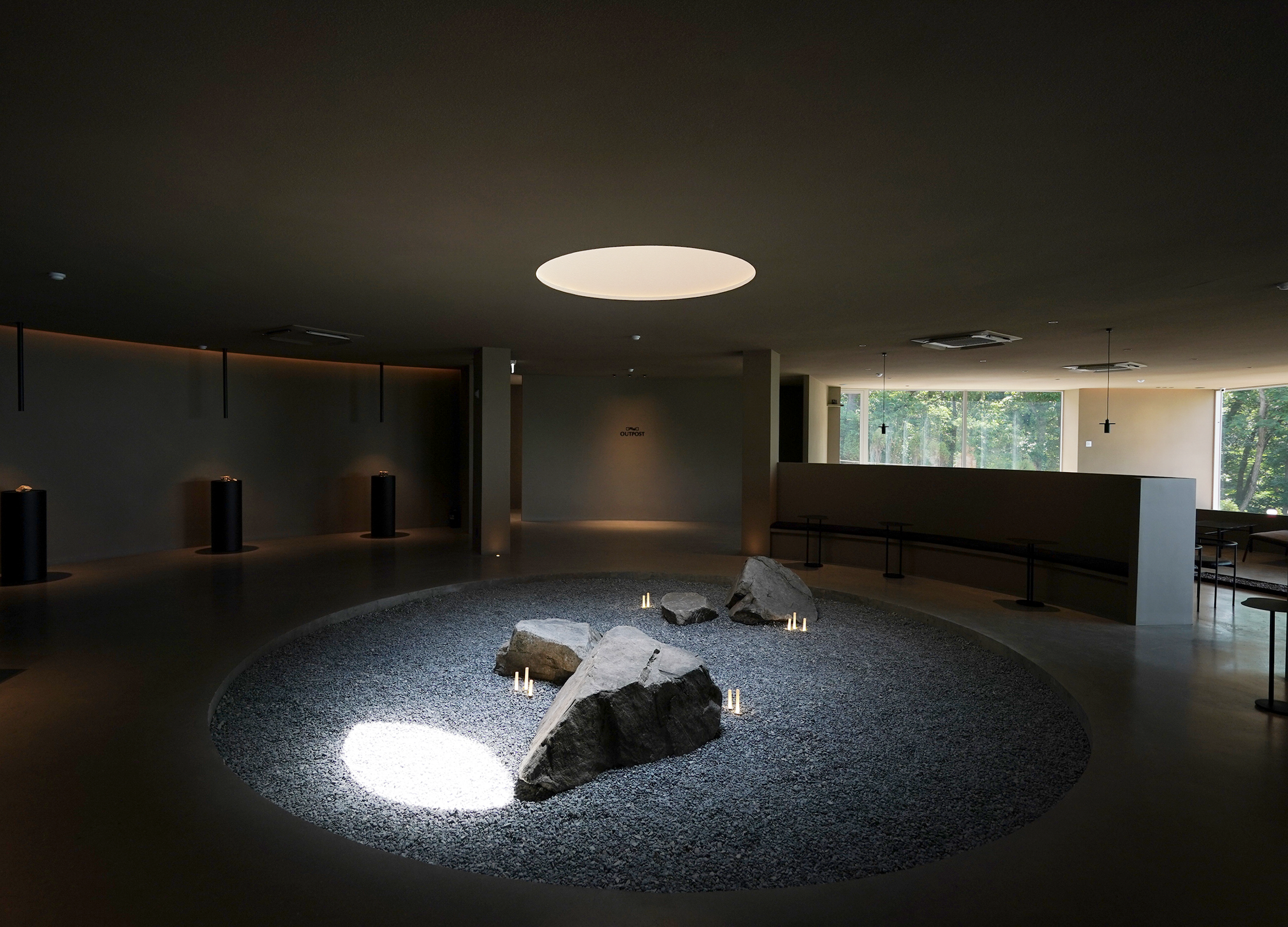 OUTPOST极简主义咖啡厅丨韩国丨space design A.LIVE-25