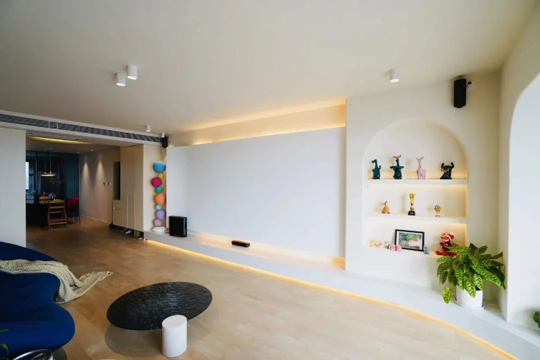 简约纯粹的200㎡之家丨由娜-29