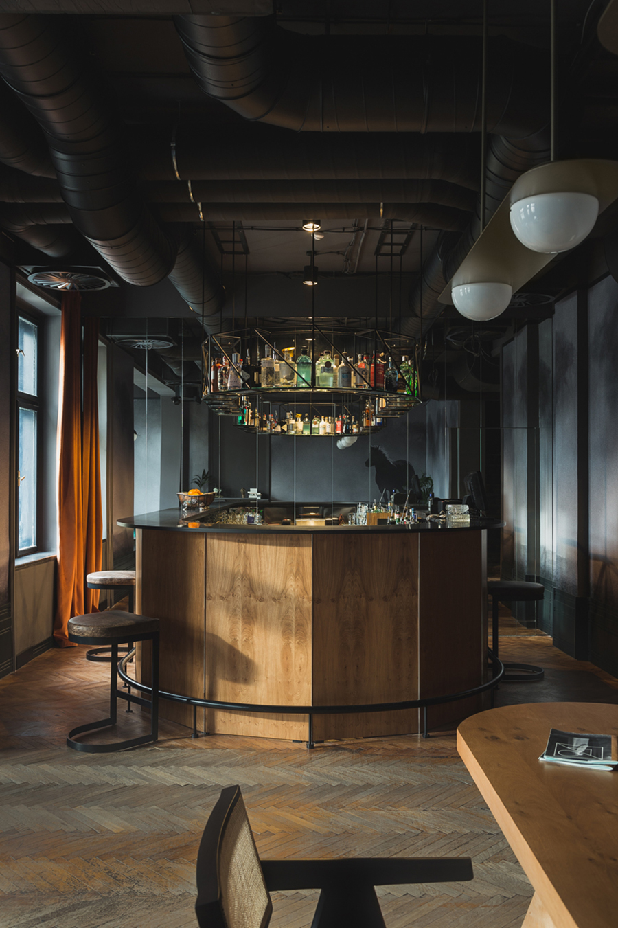 Autori Studio | Leticia Gin Bar , 独特创新的休闲酒吧-0
