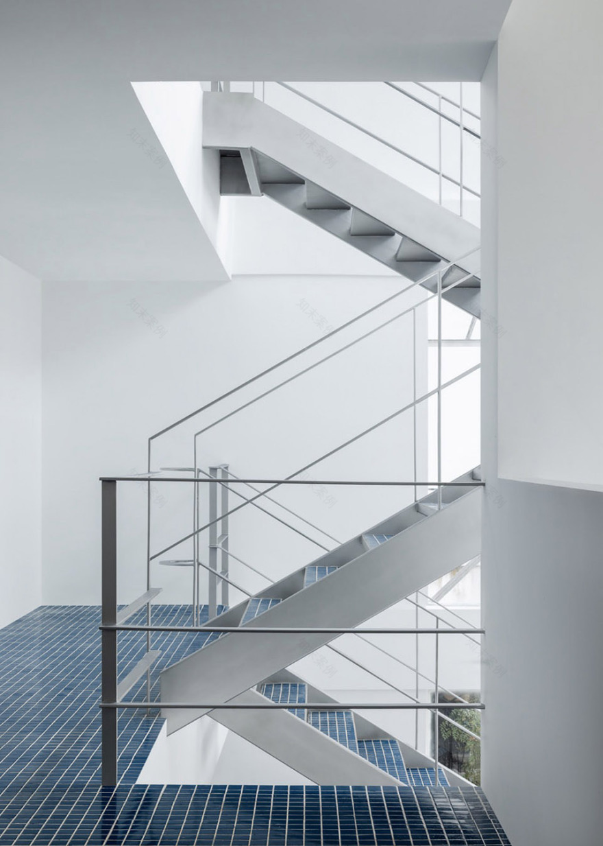 Heyi office 丨中国广州丨偏离空间设计-37