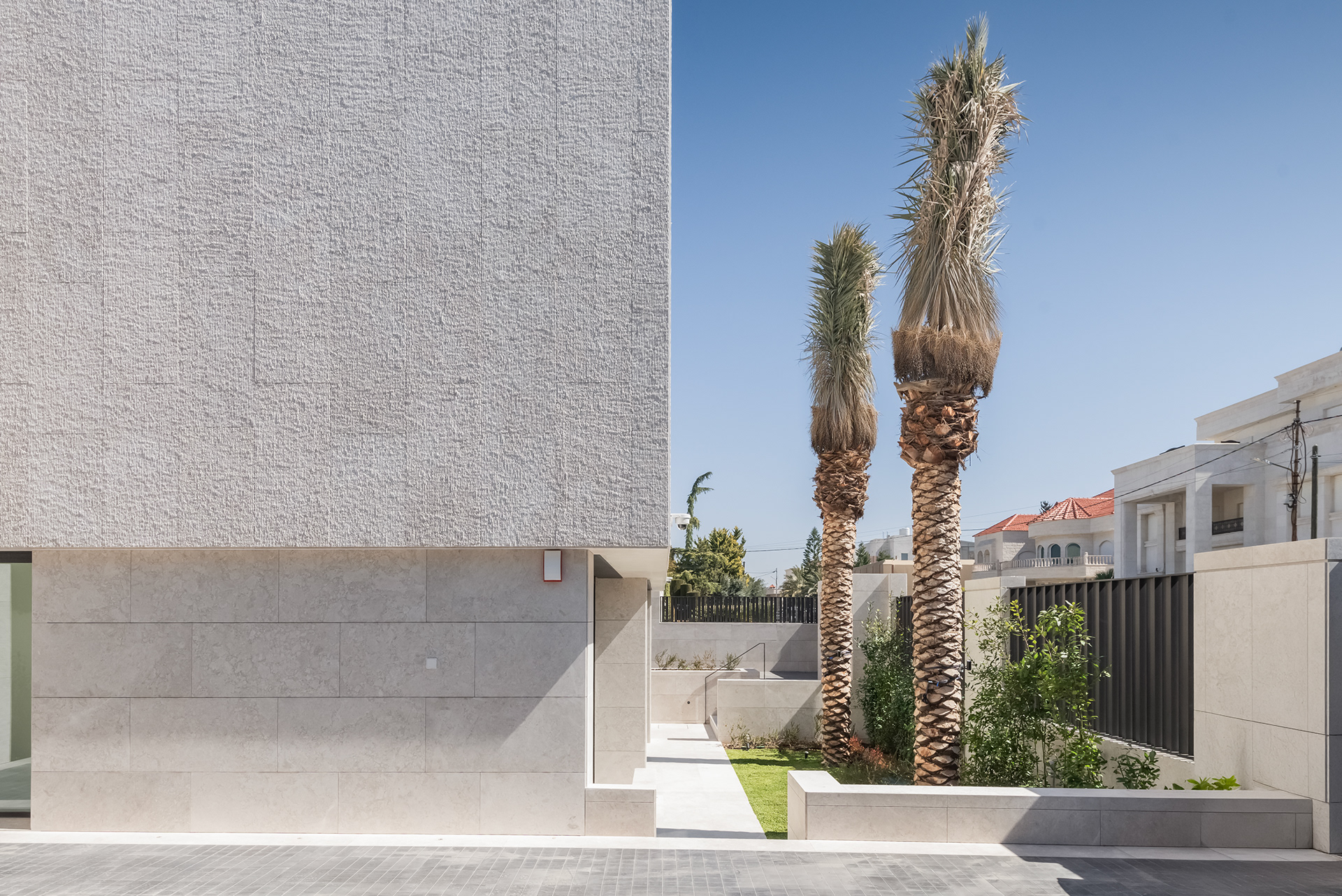 自建别墅丨JordanAmman丨Ghalia Bisharat Interior Architects-5