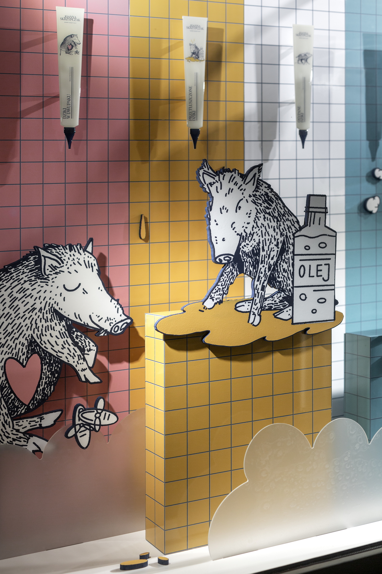 "Boars in bubbles"橱窗展示丨波兰华沙丨JOANNA SKRZYPCZAK-4