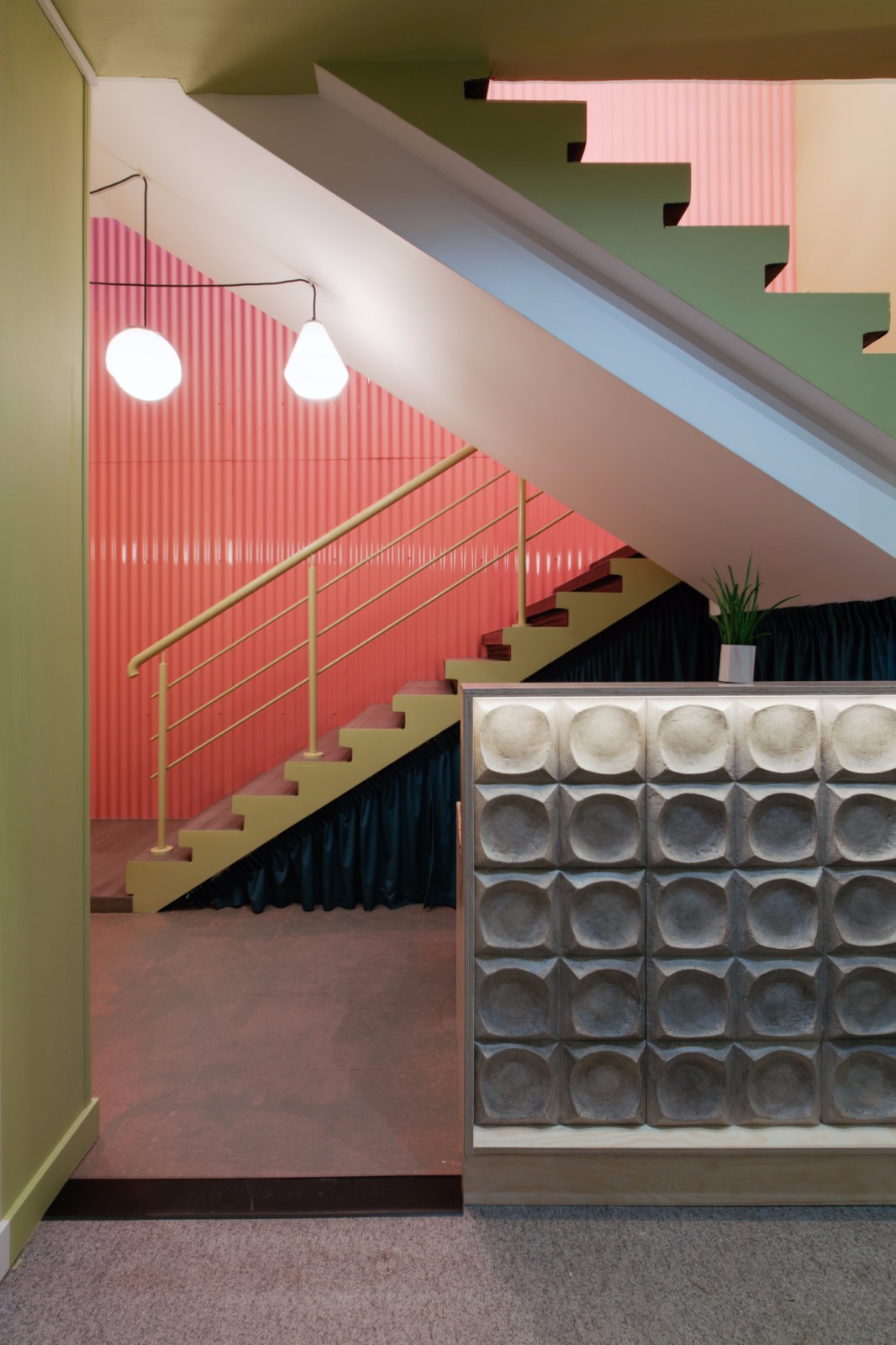 Pokrovka 6 Hotel 酒店：糖浆色装饰空间-23