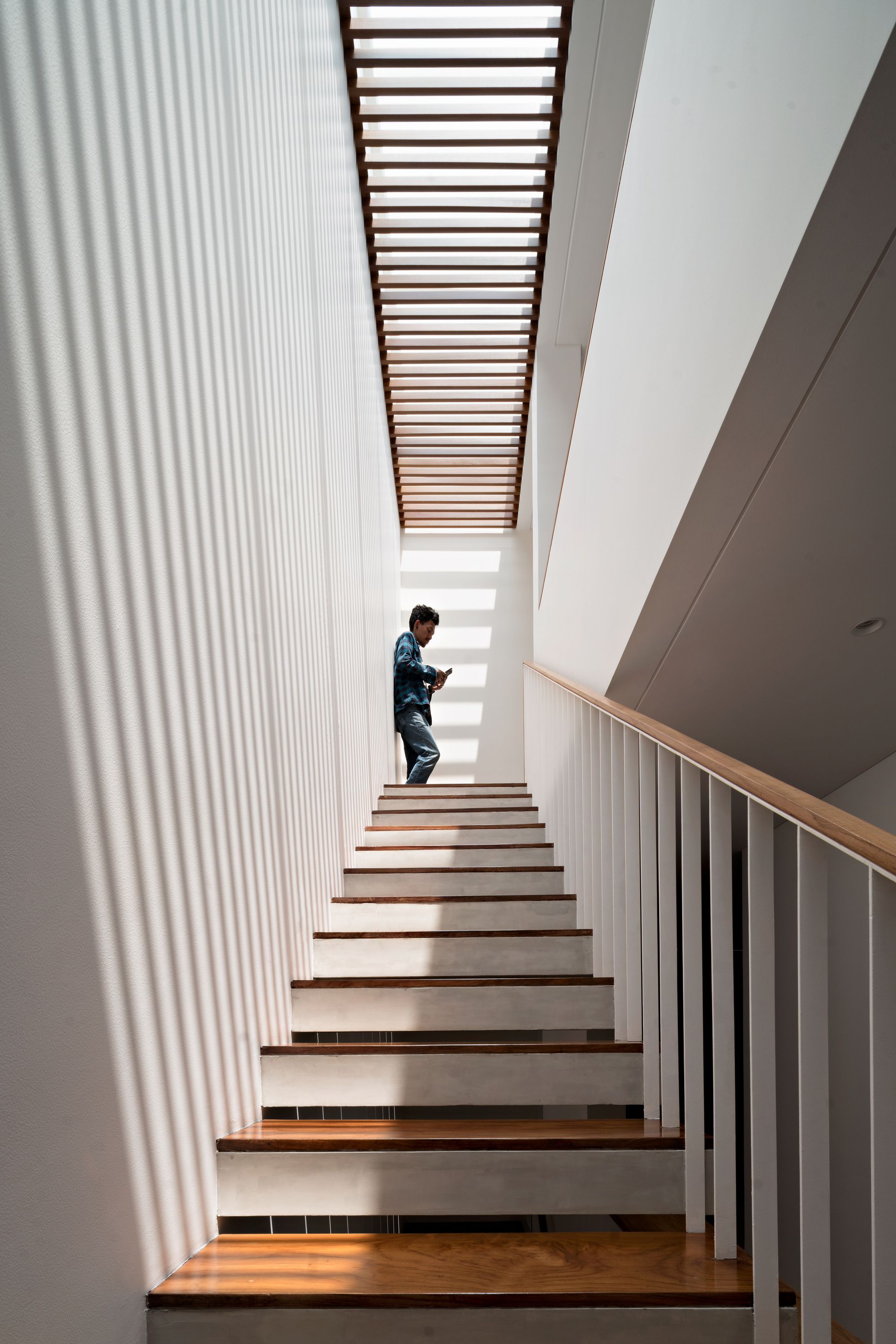 Svastaka House / Somia Design Studio-20