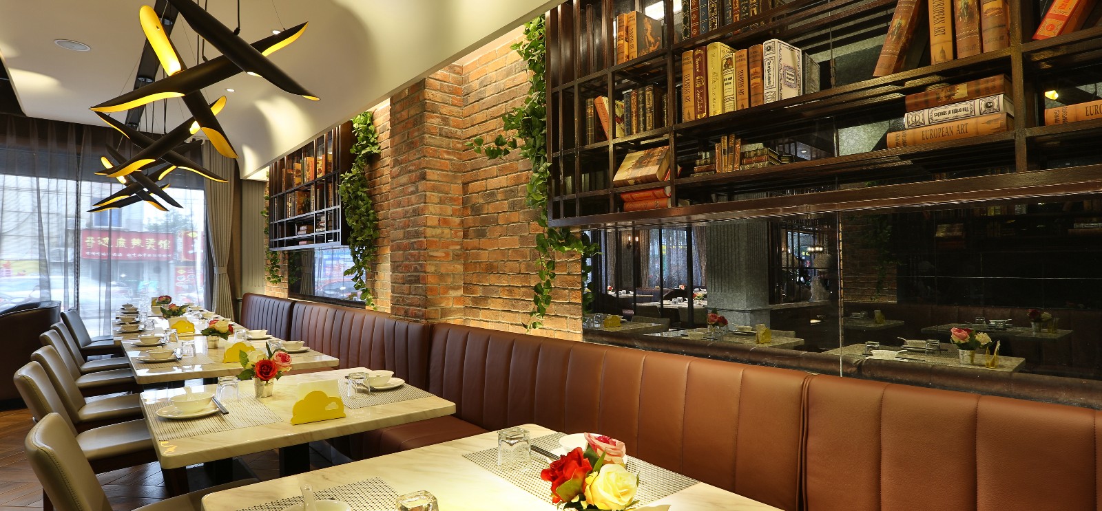 IDDW 道伟设计 | “灰度”巴黎中餐厅,简约工业风融合巴黎元素-37