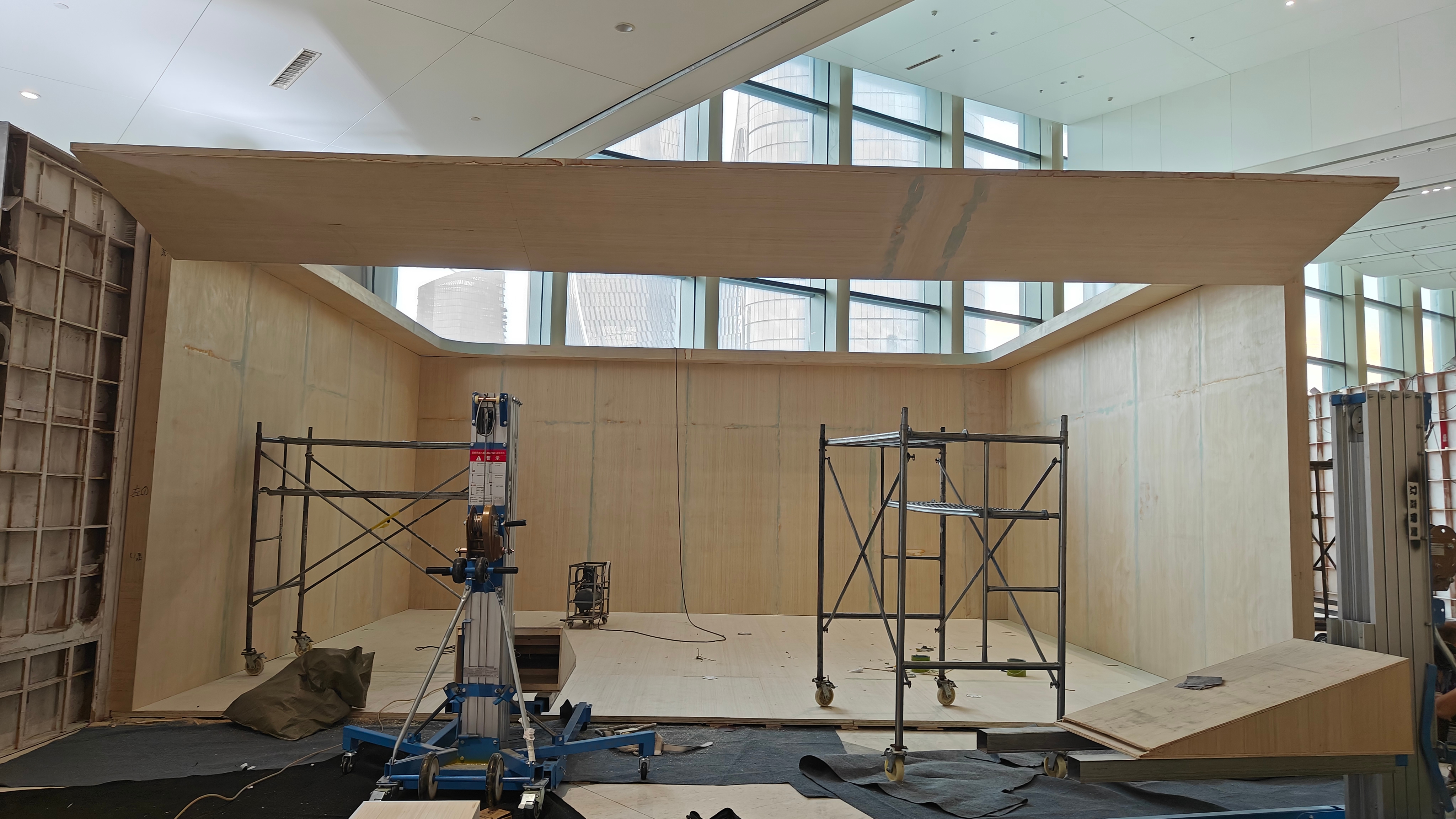 天猫健康-2023阿里U设计周展位过程稿-14