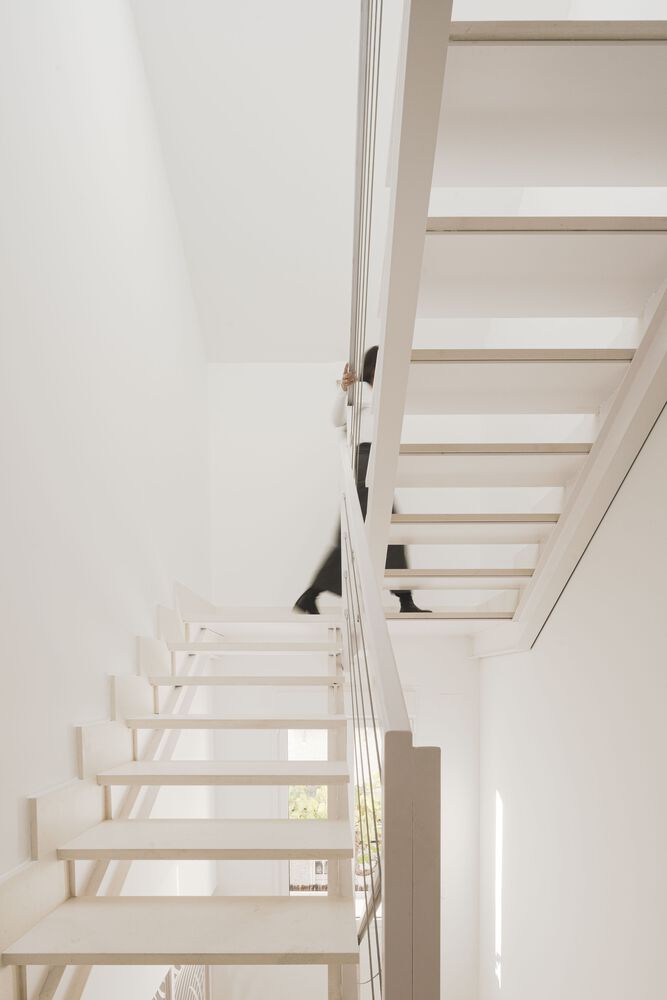 马德里 Quinta de Fuente del Berro 公园旁的历史建筑重生——Berro House-43