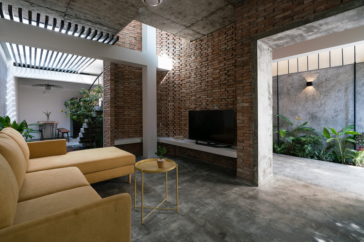 越南热带小院中的“遮阳伞”建筑-16