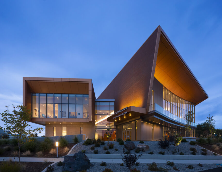 Gonzaga University: Myrtle Woldson Performing Arts Center - Perkins Eastman-0