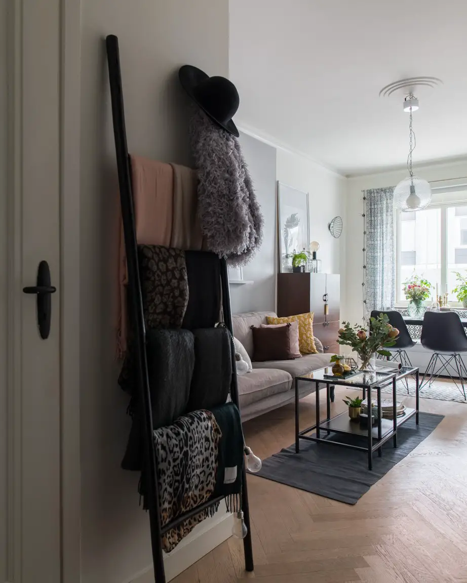 瑞典时尚达人的创意阁楼卧室-16