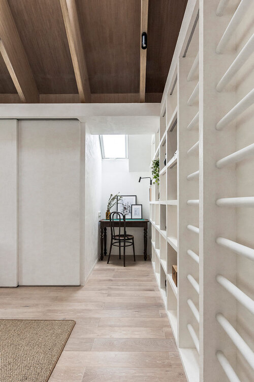 family room BUROWHITE-5