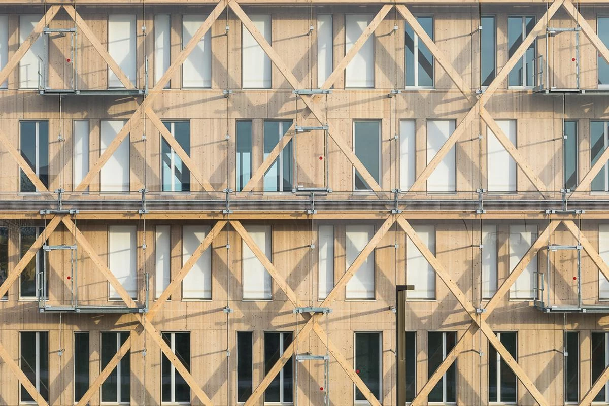 Sede de la Caisse d'Epargne Bourgogne-Franche Comté en Dijon-16