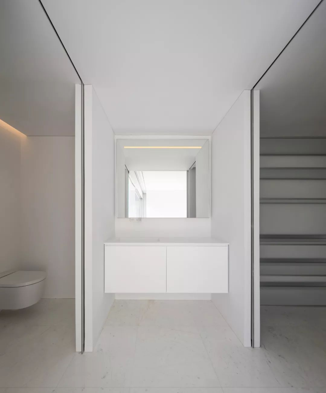 装满了的诗与远方的白色世界  Fran Silvestre-25